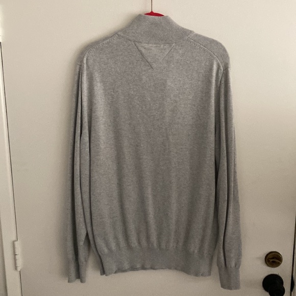 Tommy Hilfiger Grey Quarter Zip XL - Picture 2 of 2